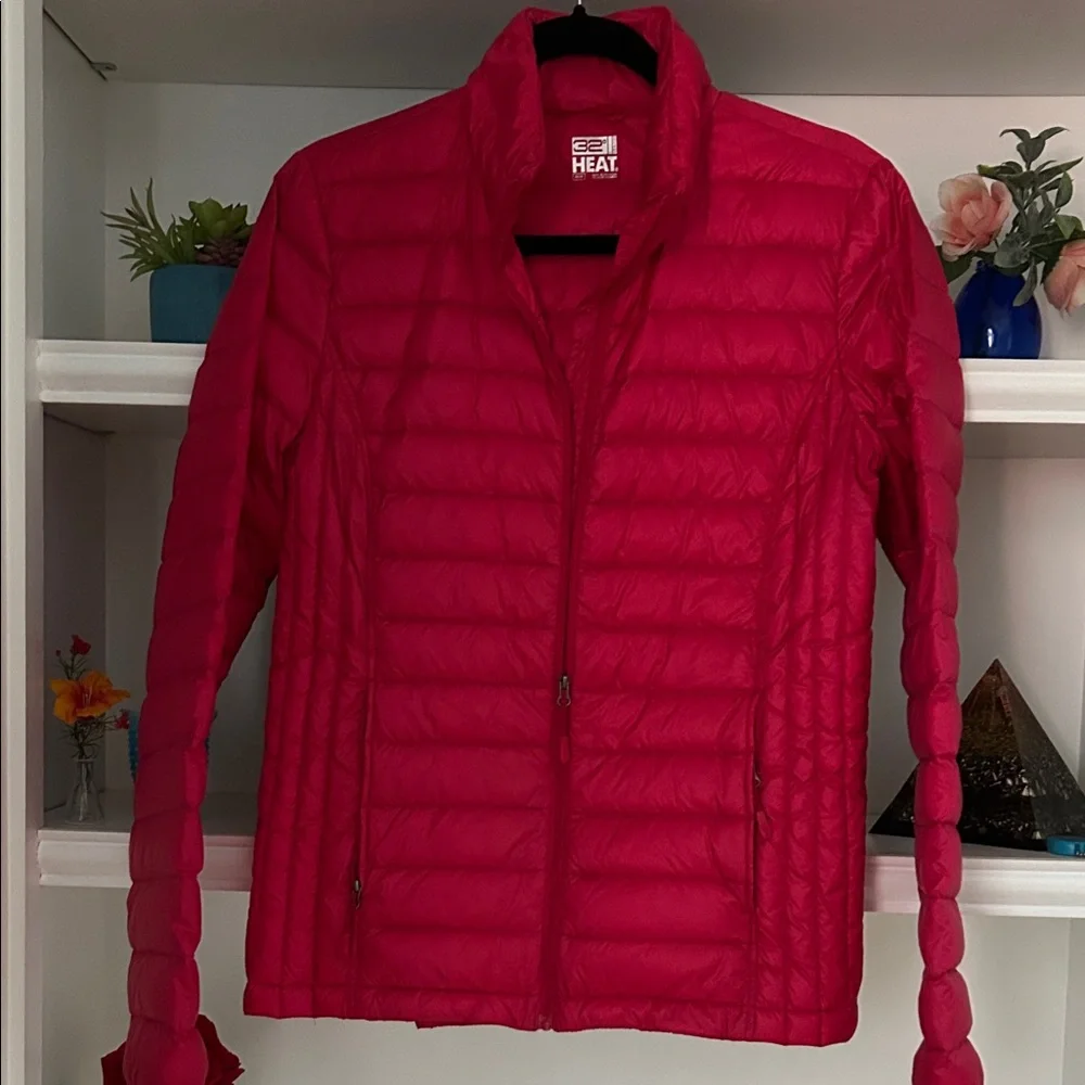 32 Degrees Women's Vibrant Red Puffer Jacket - Picture 3 of 9